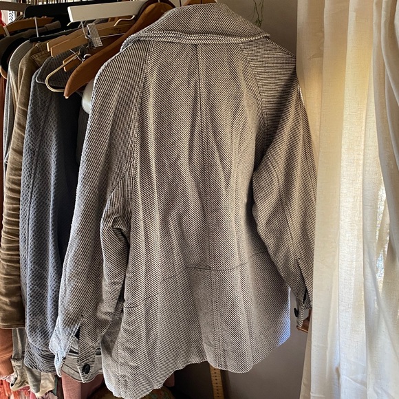 FP coat - Picture 6 of 8